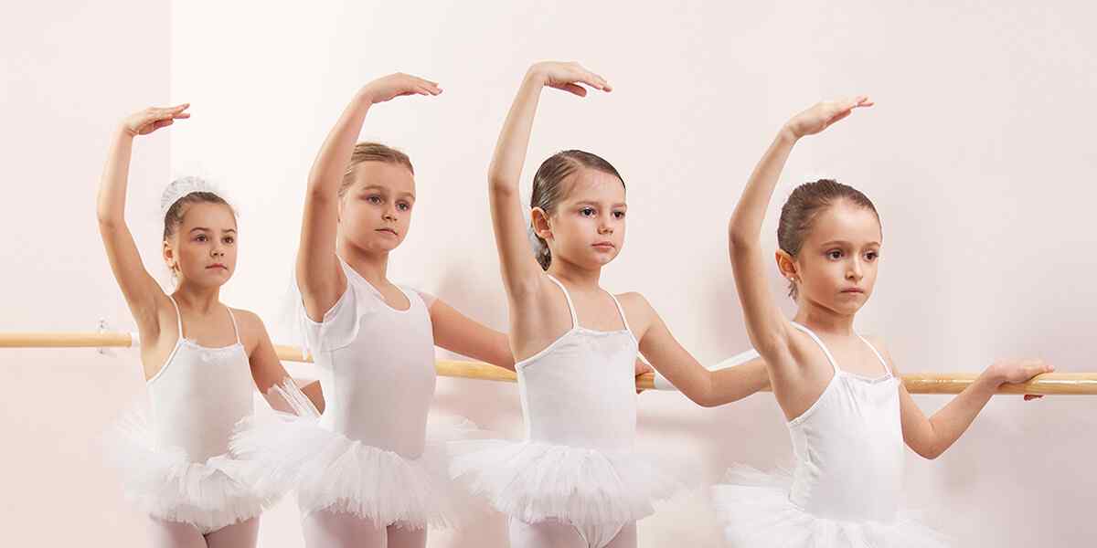 https://www.themarquehotels.in/wp-content/uploads/2019/04/inner_dance_03.jpg