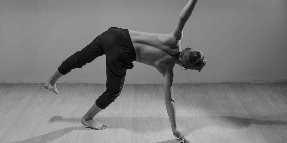 https://www.themarquehotels.in/wp-content/uploads/2019/04/inner_dance_05.jpg
