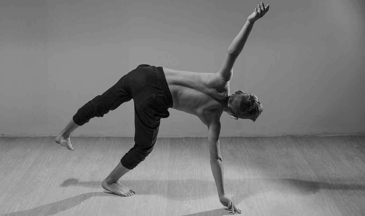 https://www.themarquehotels.in/wp-content/uploads/2019/04/inner_image_dance_07.jpg